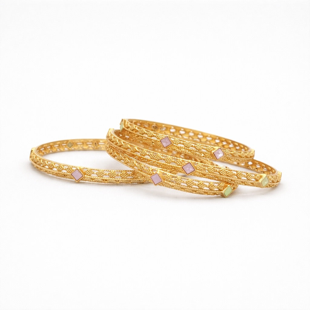 Lot de 4 Bracelets Indiens Fins Plaqué Or avec Pierres Couleur Pastel