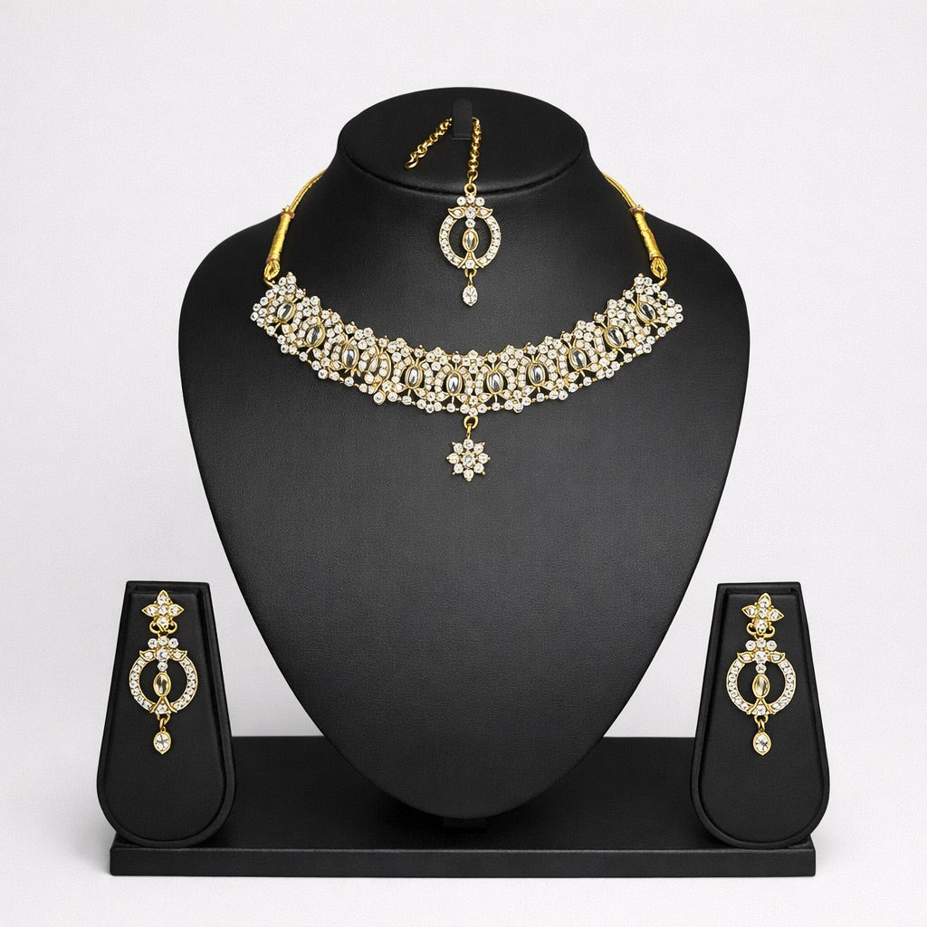 Parure Complète avec Bijou de Tête, Collier et Boucles d’Oreilles Ornés de Pierres Colorés