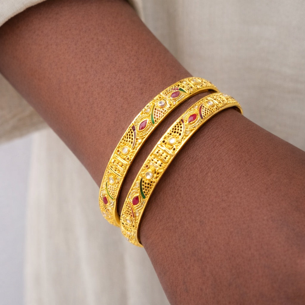 Lot de 2 Bracelets Indiens Plaqué Or avec Pierres Rouges, Vertes et Strass Blancs