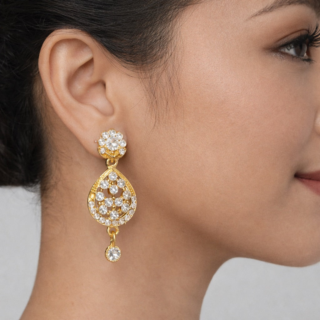 Parure Complète avec Bijou de Tête, Collier et Boucles d’Oreilles Doré Ornés de Pierres Colorés