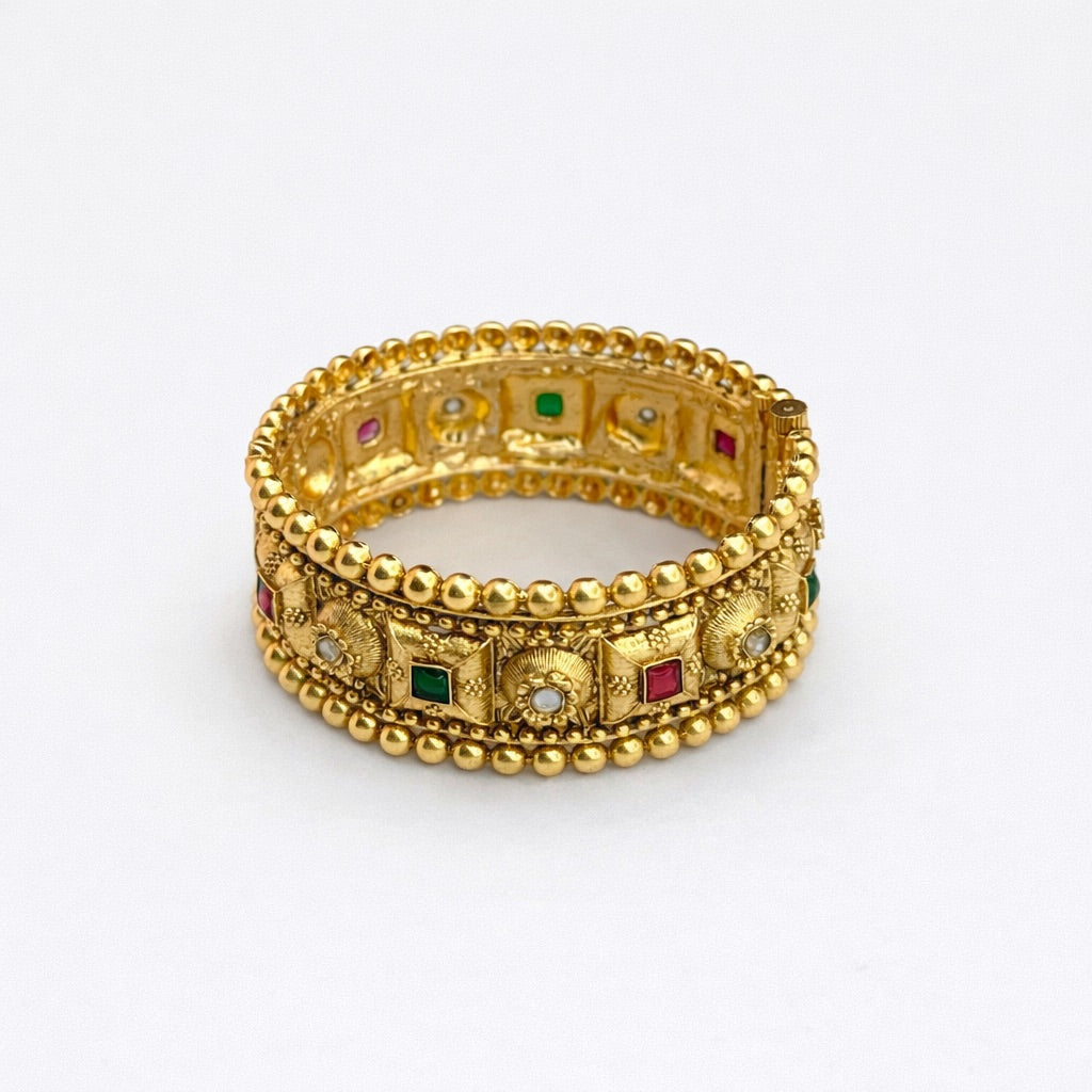 Jadira - Bracelet Manchette avec Ornements