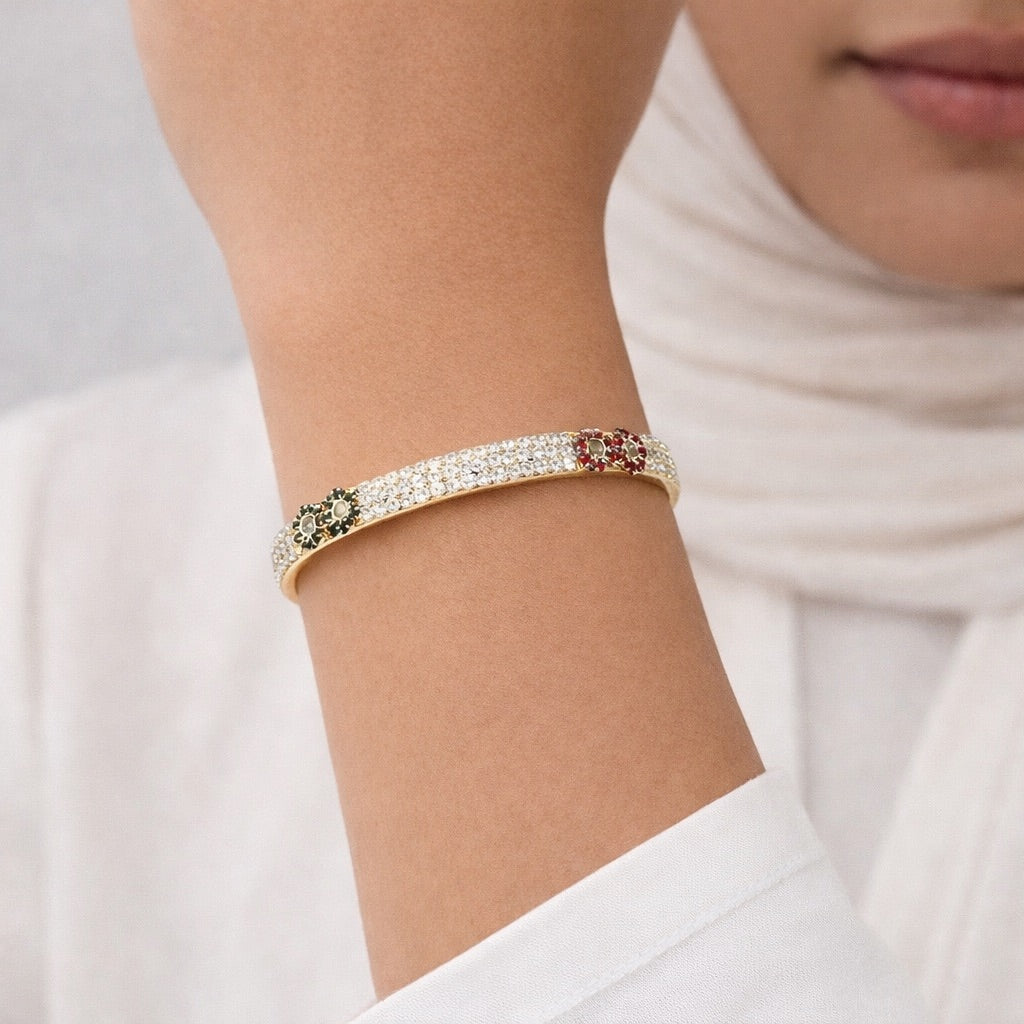 Lot de 2 Bracelets aux Pierres Blanches et au Détails Rouges et Verts