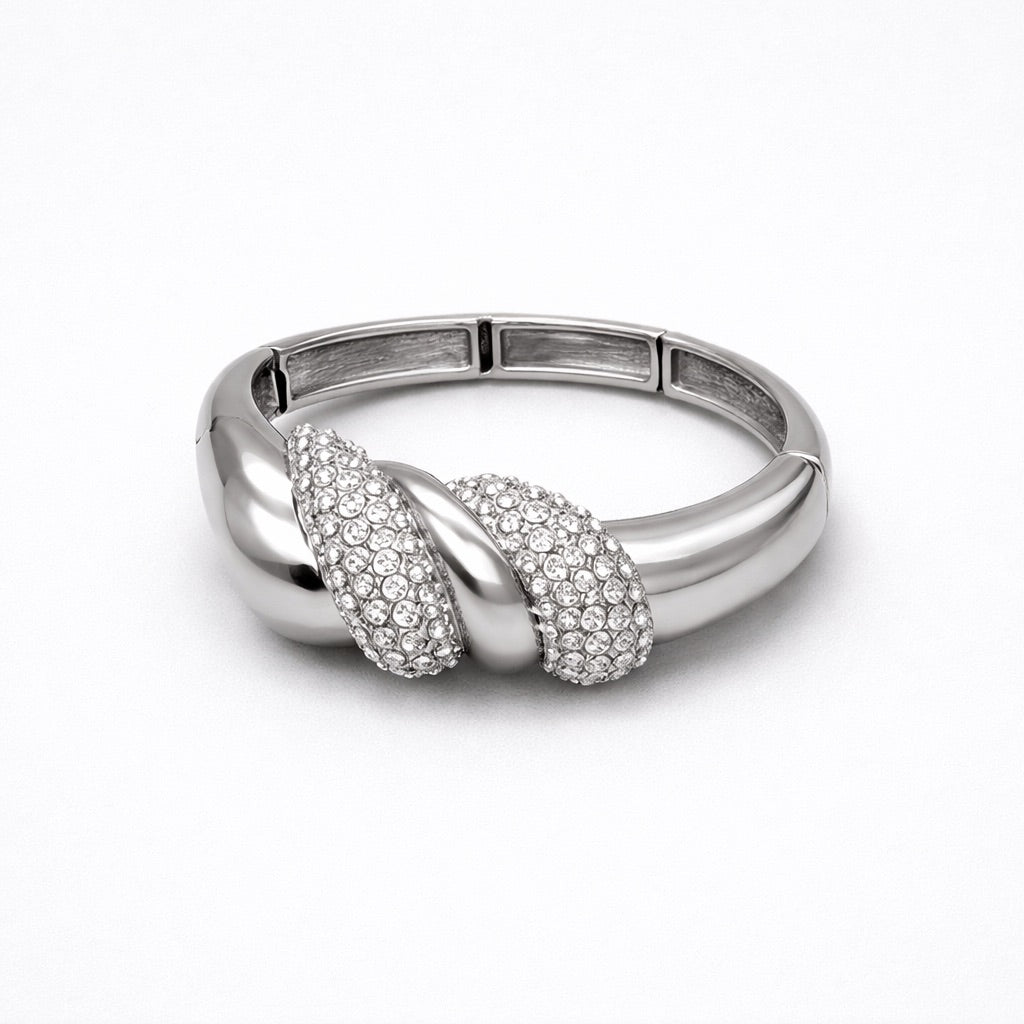 Parure Complète Argentée avec Collier, Bracelet, Bague et Boucles d’Oreilles