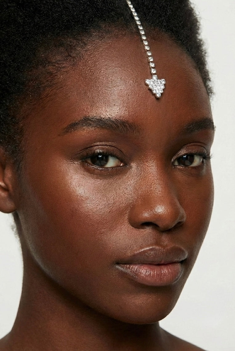 Bijou de Tête Argenté aux Pierres Blanches