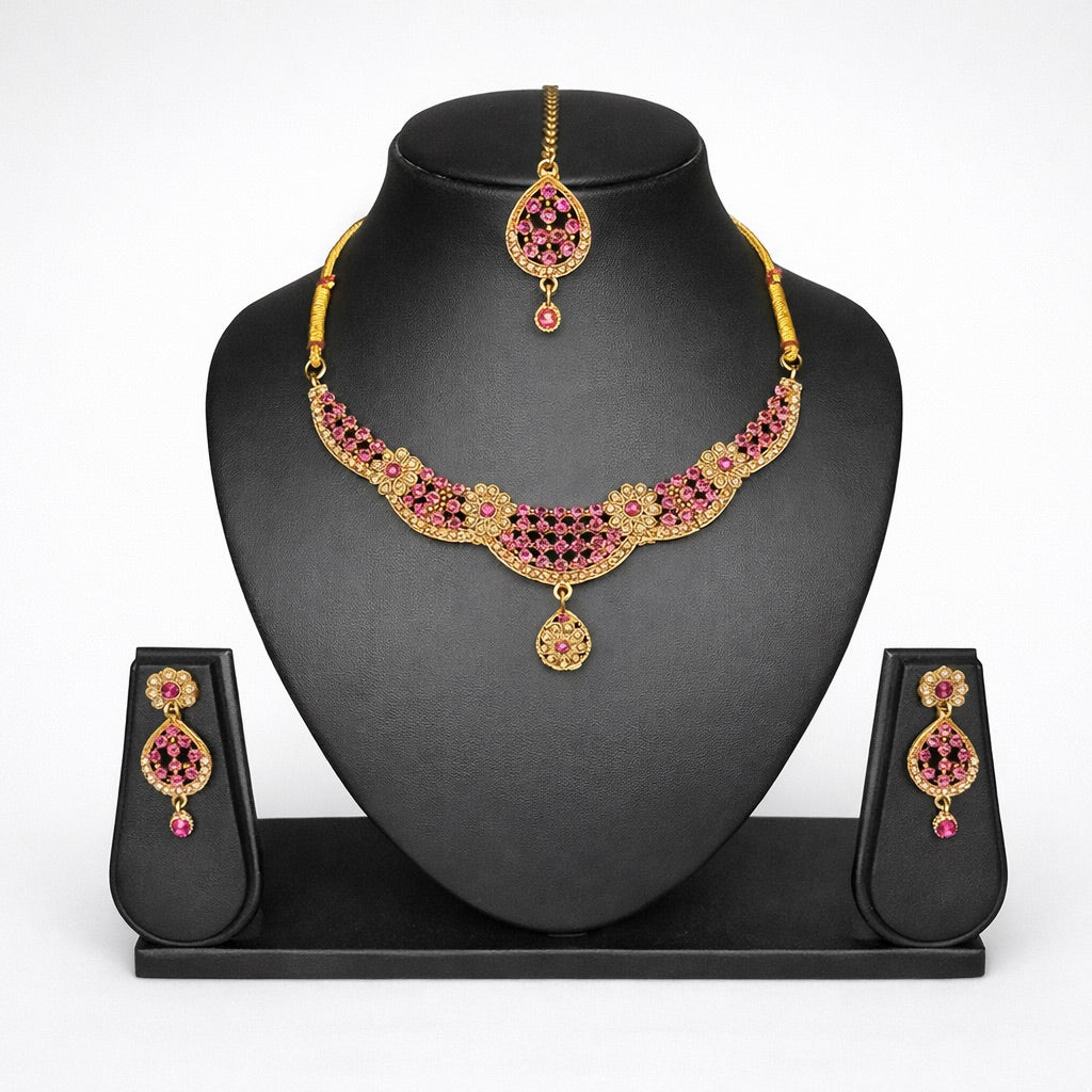 Parure Complète avec Bijou de Tête, Collier et Boucles d’Oreilles Doré Ornés de Pierres Colorés