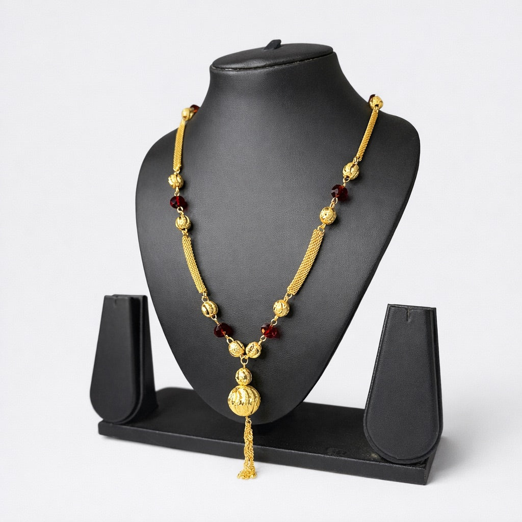 Collier long doré avec perles décoratives – perles bordeaux ou noires disponibles