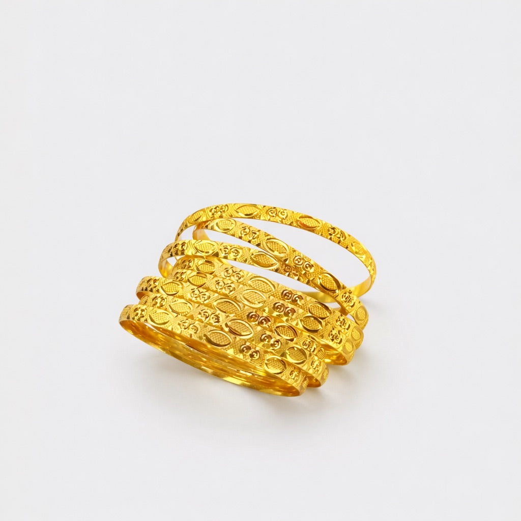 Lot de 8 Bracelets Plaqué Or avec Motifs Gravés Texturés – Style Traditionnel Élégant