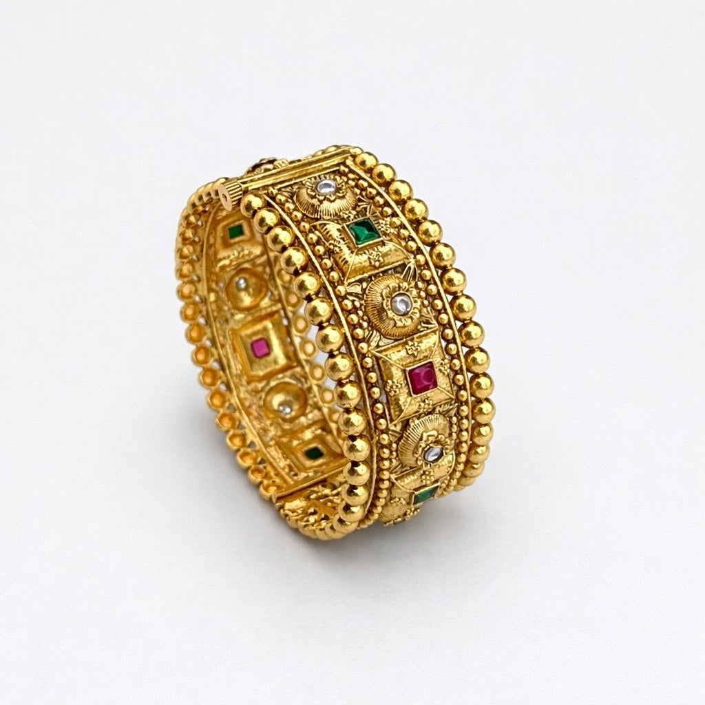 Jadira - Bracelet Manchette avec Ornements