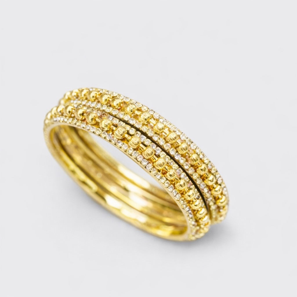 Lot de 2 Bracelets Indiens Plaqué Or avec Perles Dorées et Strass Blancs