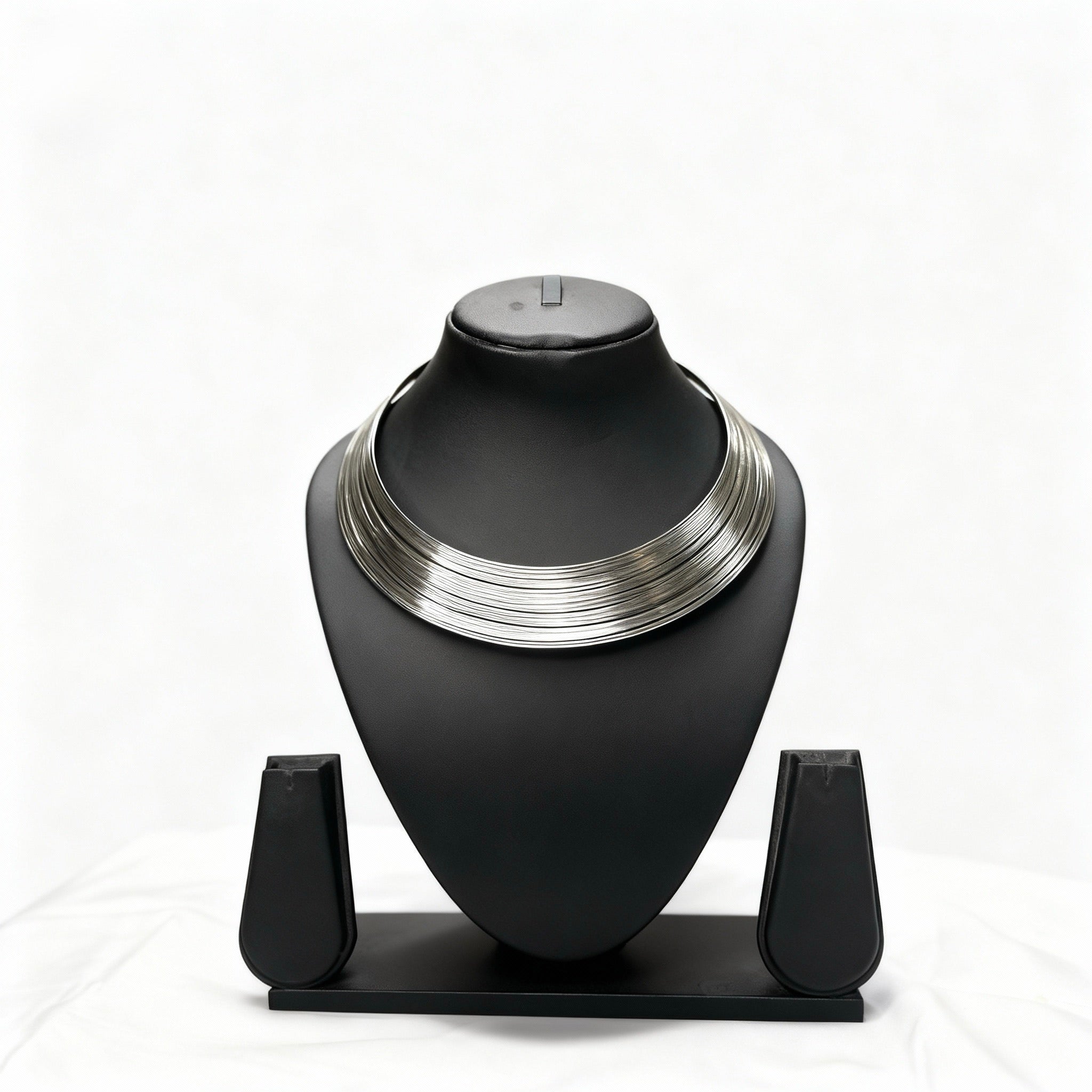 Parure 3 Pièces Collier, Bracelet et Boucles d’Oreilles Design Moderne Élégant – Doré ou Argenté