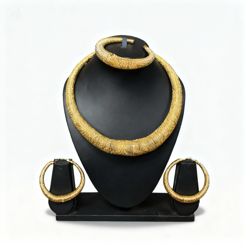 Parure Collier, Bracelet et Boucles d’Oreilles Argenté ou Doré